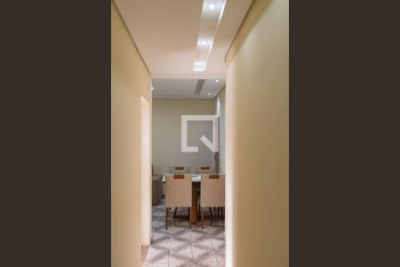 Apartamento à venda com 80m², 2 quartos e sem vagaCorredor