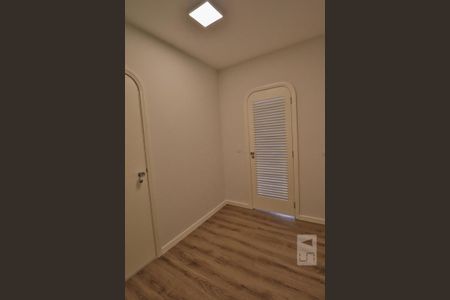 Apartamento à venda com 293m², 4 quartos e 4 vagasCloset Suíte master 2