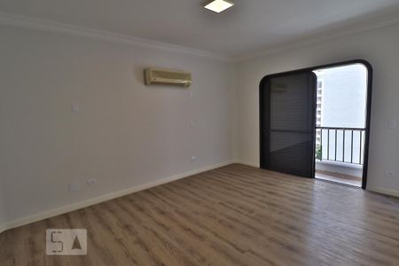 Apartamento à venda com 293m², 4 quartos e 4 vagasSuíte master 