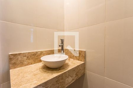 Apartamento à venda com 72m², 2 quartos e 1 vagaBanheiro da Suíte