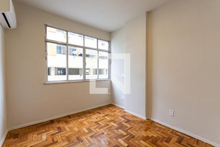 Quarto 1 de apartamento à venda com 2 quartos, 72m² em Santa Rosa, Niterói