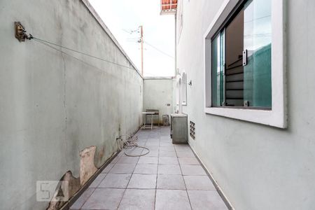 Casa à venda com 142m², 3 quartos e 3 vagasCorredor Externo