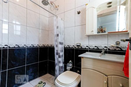 Casa à venda com 142m², 3 quartos e 3 vagasBanheiro da Suíte 2