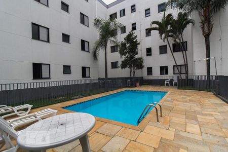 Apartamento para alugar com 55m², 2 quartos e 1 vaga Apartamento para alugar com 55m², 2 quartos e 1 vagaÁrea comum - Piscina