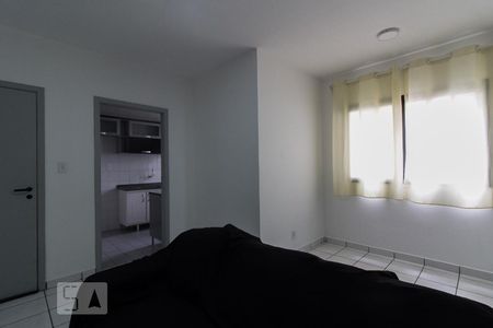 Sala de apartamento para alugar com 2 quartos, 55m² em Vila Lucy, Sorocaba