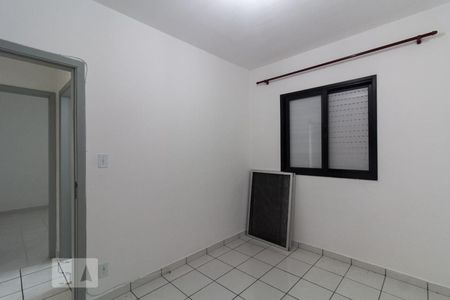 Quarto 2 de apartamento para alugar com 2 quartos, 55m² em Vila Lucy, Sorocaba