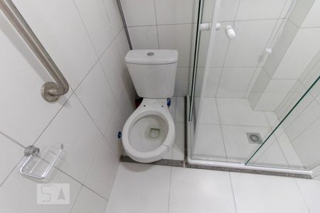 Studio para alugar com 34m², 1 quarto e sem vaga Studio para alugar com 34m², 1 quarto e sem vagaBanheiro Social