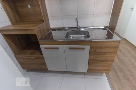 Cozinha de kitnet/studio para alugar com 1 quarto, 34m² em Centro, Curitiba