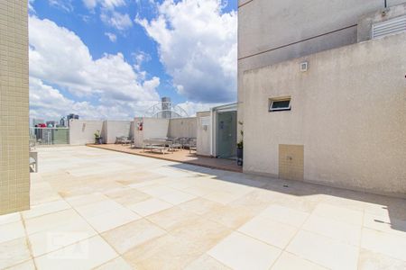Studio para alugar com 34m², 1 quarto e sem vaga Studio para alugar com 34m², 1 quarto e sem vagaTerraço