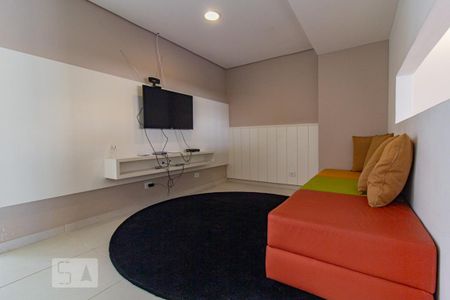 Studio para alugar com 34m², 1 quarto e sem vaga Studio para alugar com 34m², 1 quarto e sem vagaSala de Jogos