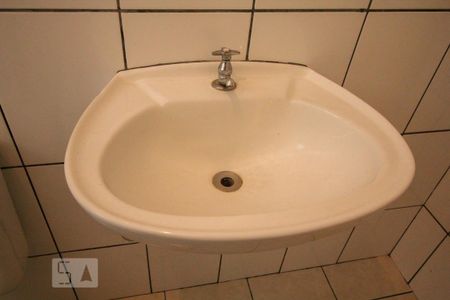 Banheiro de casa para alugar com 1 quarto, 45m² em Vila Pereira Cerca, São Paulo