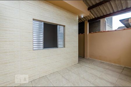 Casa para alugar com 52m², 2 quartos e 1 vagaQuintal