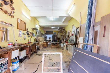 Casa para alugar com 290m², 3 quartos e 6 vagas Casa para alugar com 290m², 3 quartos e 6 vagasGaragem