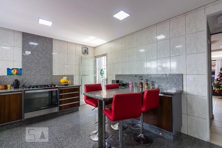 Casa para alugar com 290m², 3 quartos e 6 vagas Casa para alugar com 290m², 3 quartos e 6 vagasCozinha