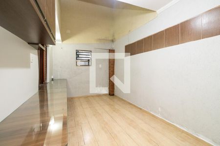 Escritório de casa para alugar com 3 quartos, 200m² em Vila Virginia, São Paulo