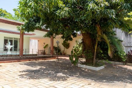 Casa à venda com 1290m², 4 quartos e 3 vagasQuintal