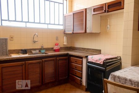 Casa à venda com 1290m², 4 quartos e 3 vagasCozinha