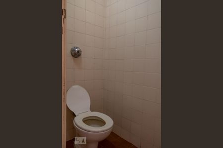 Casa à venda com 1290m², 4 quartos e 3 vagasBanheiro de Serviço