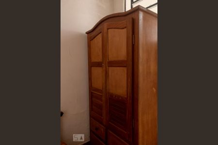 Casa à venda com 1290m², 4 quartos e 3 vagasQuarto de Serviço