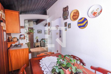 Casa à venda com 142m², 2 quartos e 2 vagas Casa à venda com 142m², 2 quartos e 2 vagasSala de Jantar