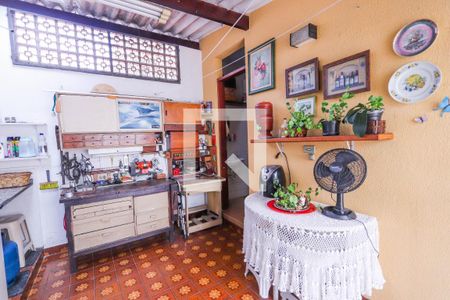 Casa à venda com 142m², 2 quartos e 2 vagas Casa à venda com 142m², 2 quartos e 2 vagasÁrea de Serviço
