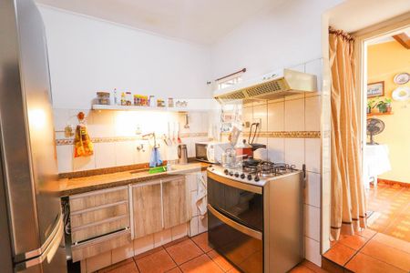 Casa à venda com 142m², 2 quartos e 2 vagas Casa à venda com 142m², 2 quartos e 2 vagasCozinha