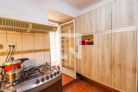 Casa à venda com 142m², 2 quartos e 2 vagas Casa à venda com 142m², 2 quartos e 2 vagasCozinha