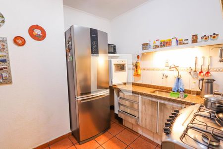 Casa à venda com 142m², 2 quartos e 2 vagas Casa à venda com 142m², 2 quartos e 2 vagasCozinha