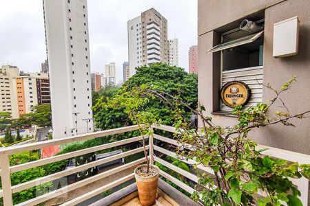 Apartamento à venda com 86m², 2 quartos e 2 vagas Apartamento à venda com 86m², 2 quartos e 2 vagasVaranda