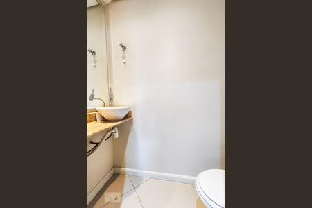 Apartamento à venda com 86m², 2 quartos e 2 vagas Apartamento à venda com 86m², 2 quartos e 2 vagasLavabo