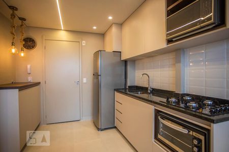 Sala / Cozinha de apartamento para alugar com 1 quarto, 26m² em Vila Guarani (z Sul), São Paulo