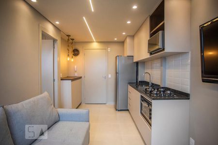 Sala / Cozinha de apartamento para alugar com 1 quarto, 26m² em Vila Guarani (z Sul), São Paulo