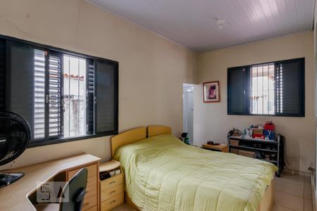 Suíte  de casa à venda com 2 quartos, 211m² em Vila Natália, São Paulo