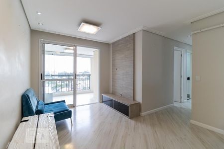 Sala de apartamento para alugar com 3 quartos, 67m² em Vila Firmiano Pinto, São Paulo