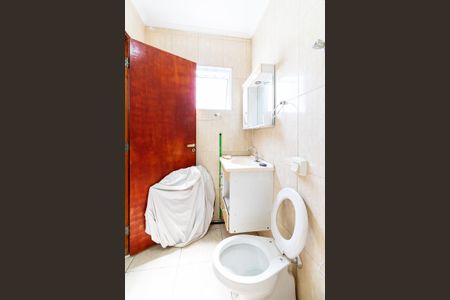 Casa à venda com 200m², 2 quartos e 1 vaga Casa à venda com 200m², 2 quartos e 1 vagaBanheiro da Suíte