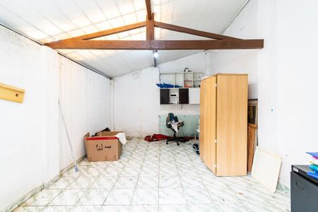 Casa à venda com 200m², 2 quartos e 1 vaga Casa à venda com 200m², 2 quartos e 1 vagaQuarto de Serviço