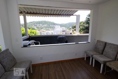 Sala/Cozinha de casa para alugar com 2 quartos, 90m² em Laranjeiras, Rio de Janeiro
