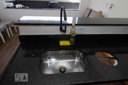 Sala/Cozinha de casa para alugar com 2 quartos, 90m² em Laranjeiras, Rio de Janeiro