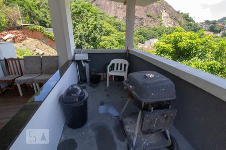 Casa para alugar com 90m², 2 quartos e 1 vagaÁrea comum - Churrasqueira