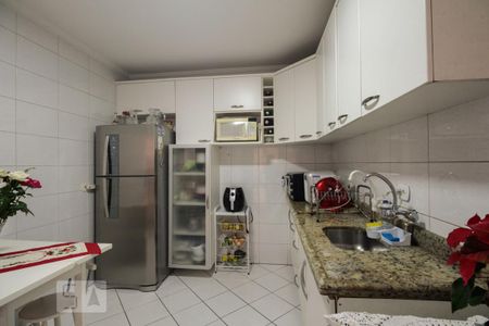 Casa de condomínio à venda com 86m², 3 quartos e 2 vagasCozinha 