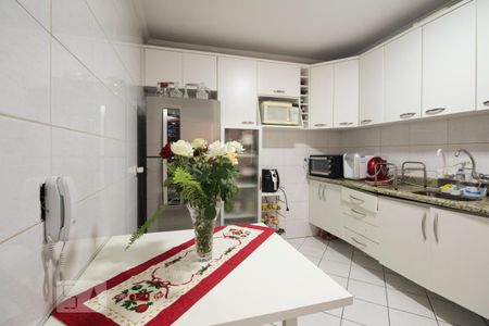 Cozinha  de casa de condomínio à venda com 3 quartos, 86m² em Vila Esperança, São Paulo