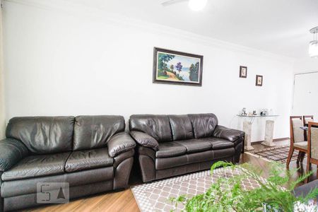 Apartamento à venda com 64m², 2 quartos e 1 vagaSala