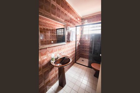 banheiro 1 de casa à venda com 4 quartos, 173m² em Lauzane Paulista, São Paulo