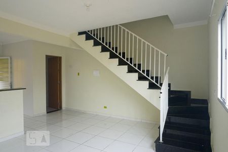Sala de casa de condomínio para alugar com 2 quartos, 78m² em Vila União (zona Leste), São Paulo