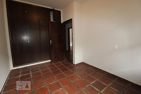 Casa à venda com 287m², 5 quartos e 6 vagasQuarto 4