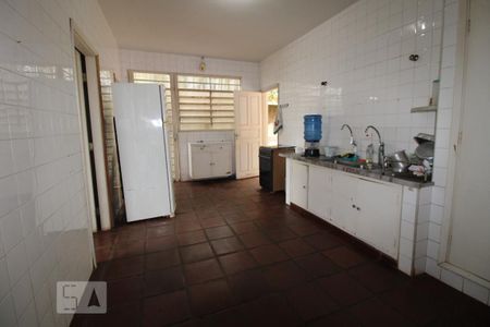 Casa à venda com 287m², 5 quartos e 6 vagasCozinha