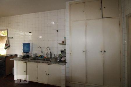 Casa à venda com 287m², 5 quartos e 6 vagasCozinha