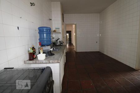 Casa à venda com 287m², 5 quartos e 6 vagasCozinha