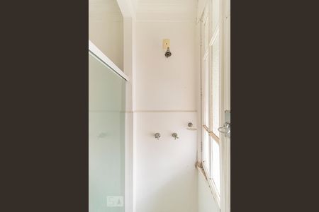 Apartamento à venda com 283m², 2 quartos e 1 vagaBanheiro da Suíte 1 - Ducha