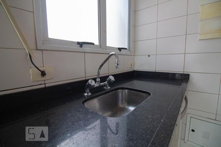 Apartamento à venda com 98m², 3 quartos e 2 vagasCozinha - Torneira